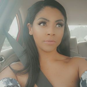 Meet your Posher, Natalia